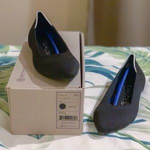 New Black Pointed Rothys - Retired style - 7.5